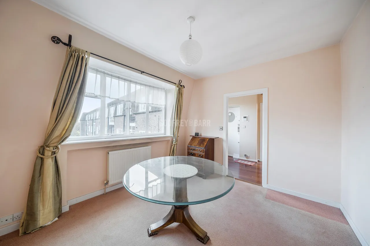 Belvedere Court Hampstead Garden Suburb, N2, photo 4