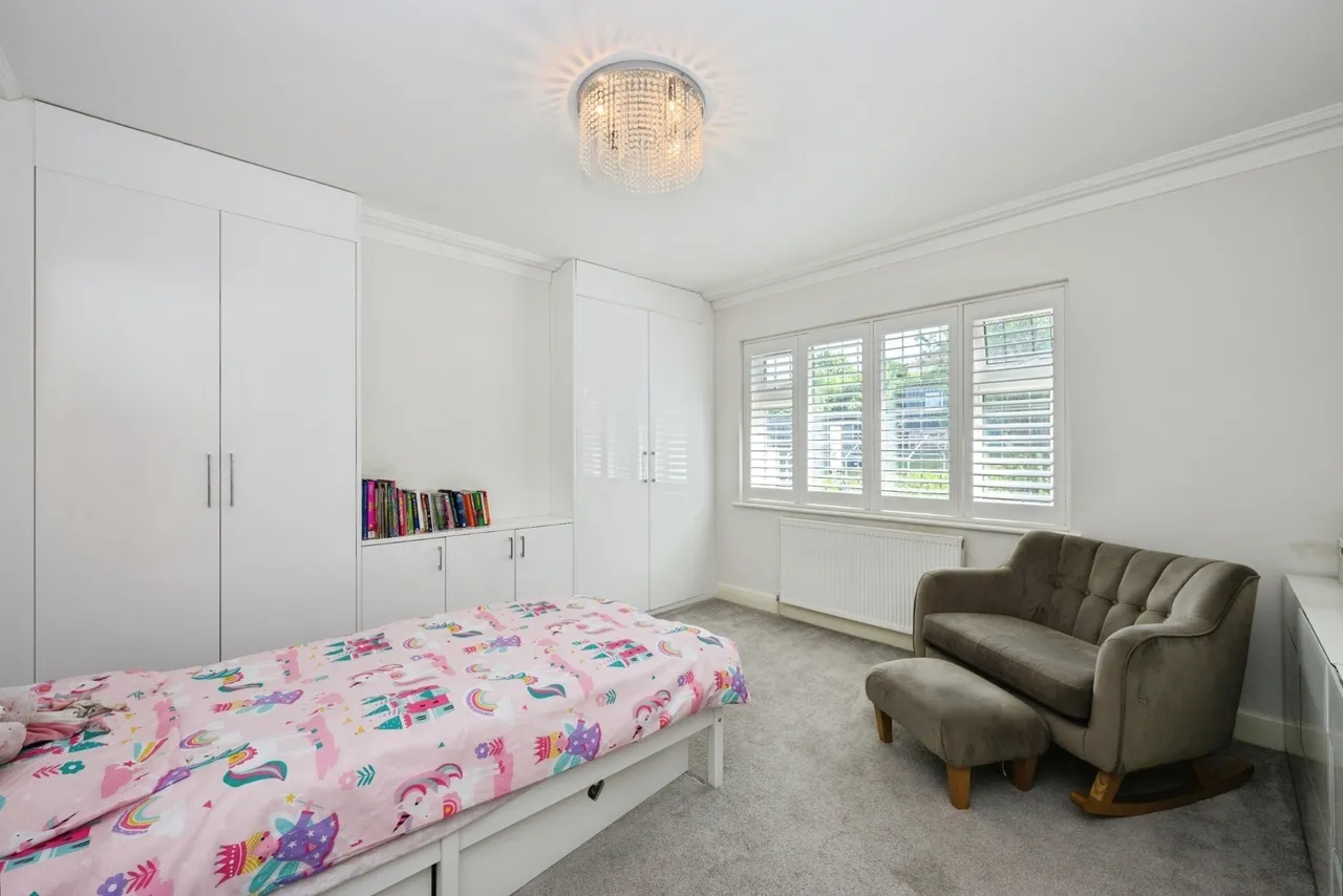 Byron Avenue, Coulsdon, CR5, photo 10