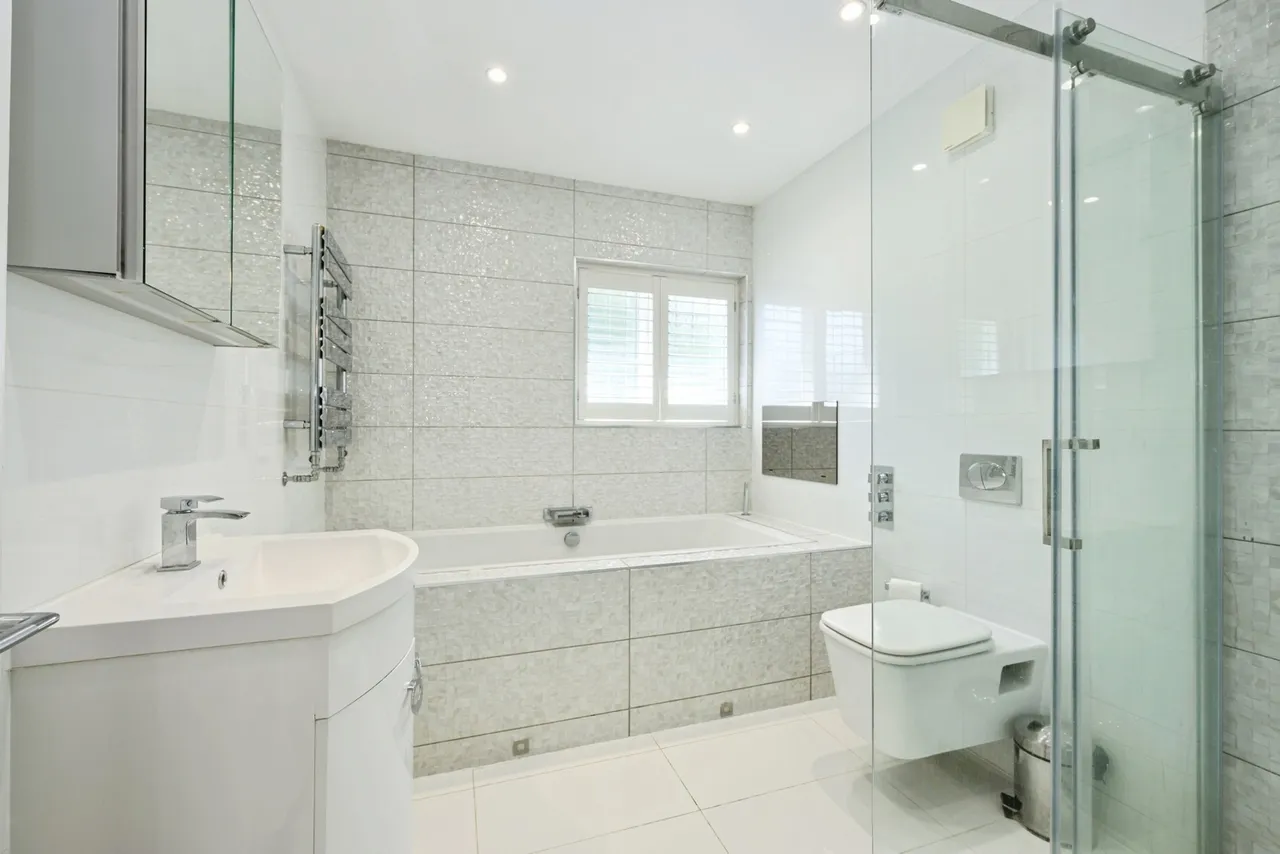 Byron Avenue, Coulsdon, CR5, photo 8