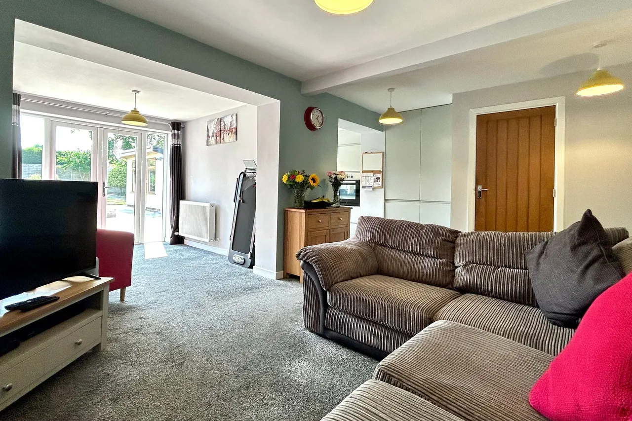 Hambleton Road, Cheadle, photo 11