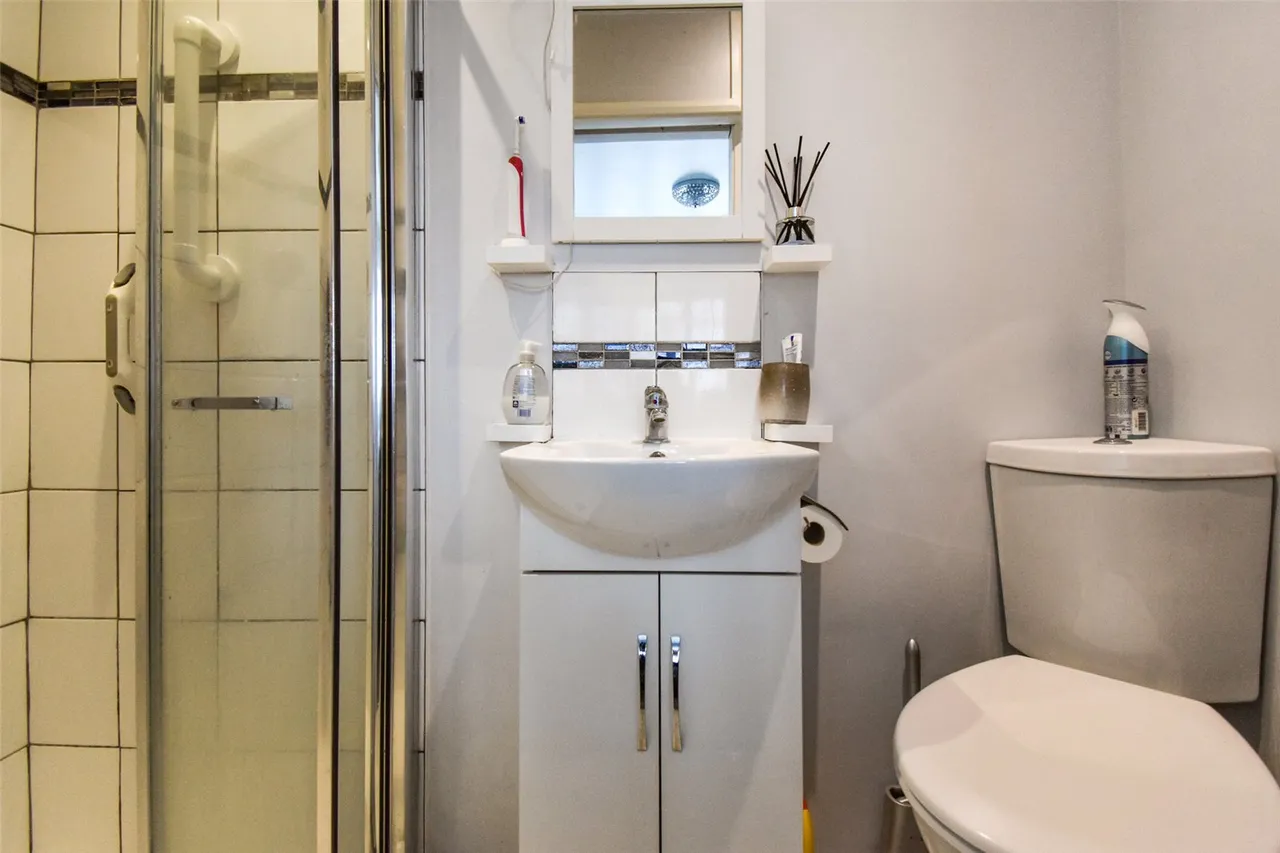 Cranmore Gardens, Aldershot, Hampshire, GU11 3BQ, photo 12