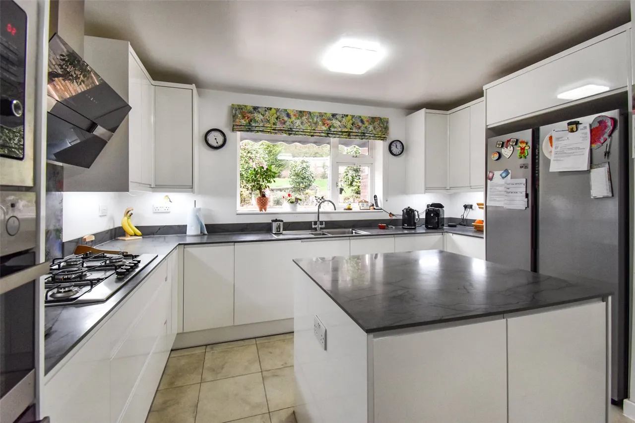 Cranmore Gardens, Aldershot, Hampshire, GU11 3BQ, photo 5
