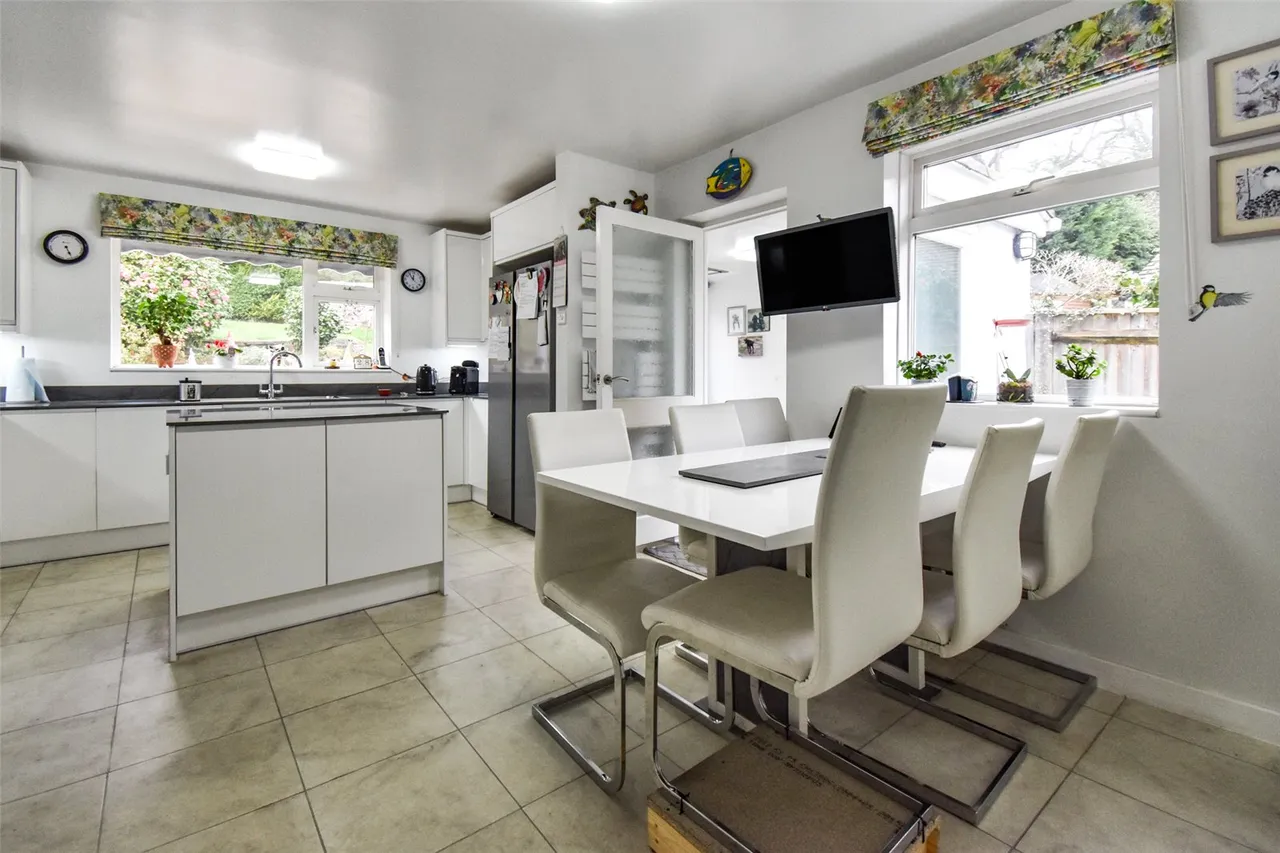 Cranmore Gardens, Aldershot, Hampshire, GU11 3BQ, photo 4