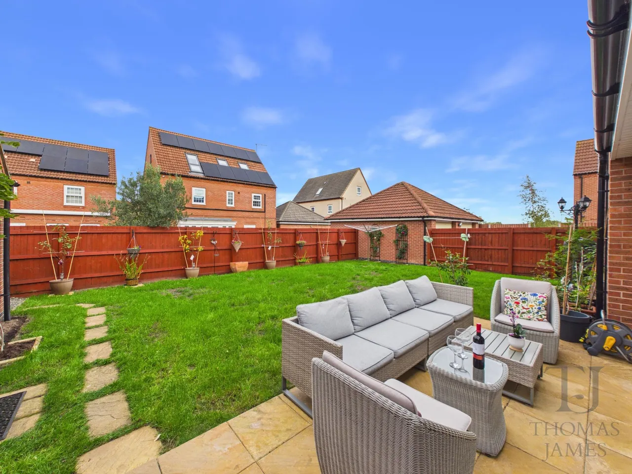 Poppy Close, Cotgrave, NG12, photo 25