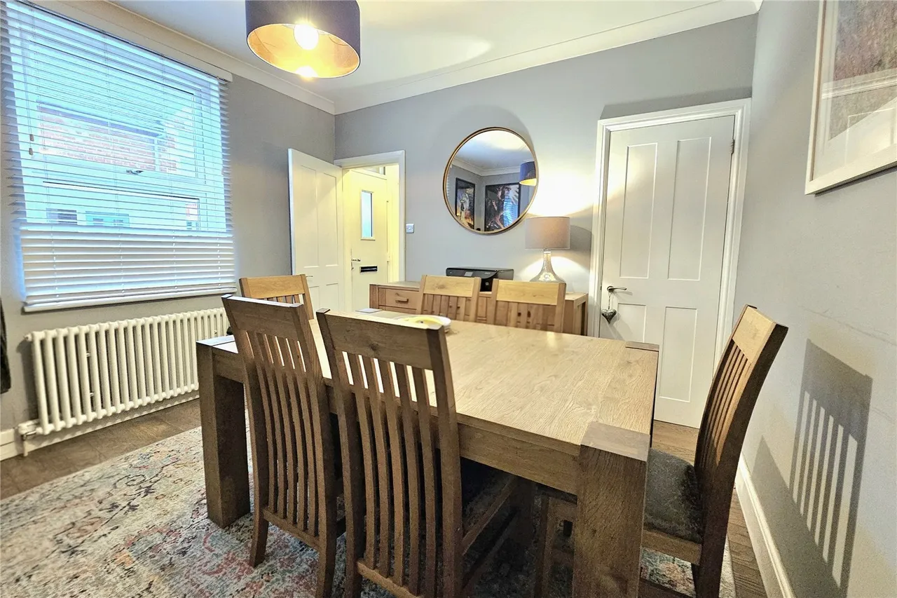 Goddards Lane, Camberley, Surrey, GU15 2PX, photo 3