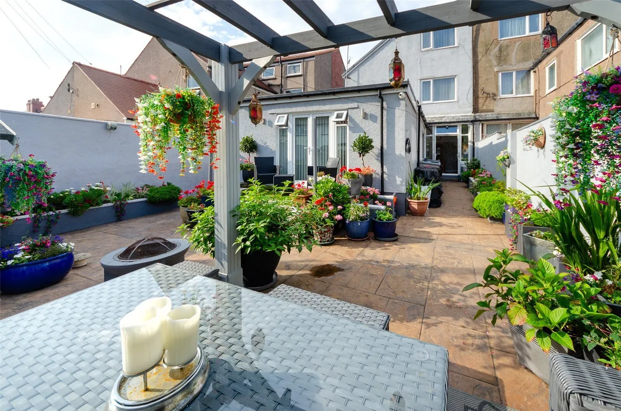 Mostyn Avenue, Llandudno, LL30, photo 31