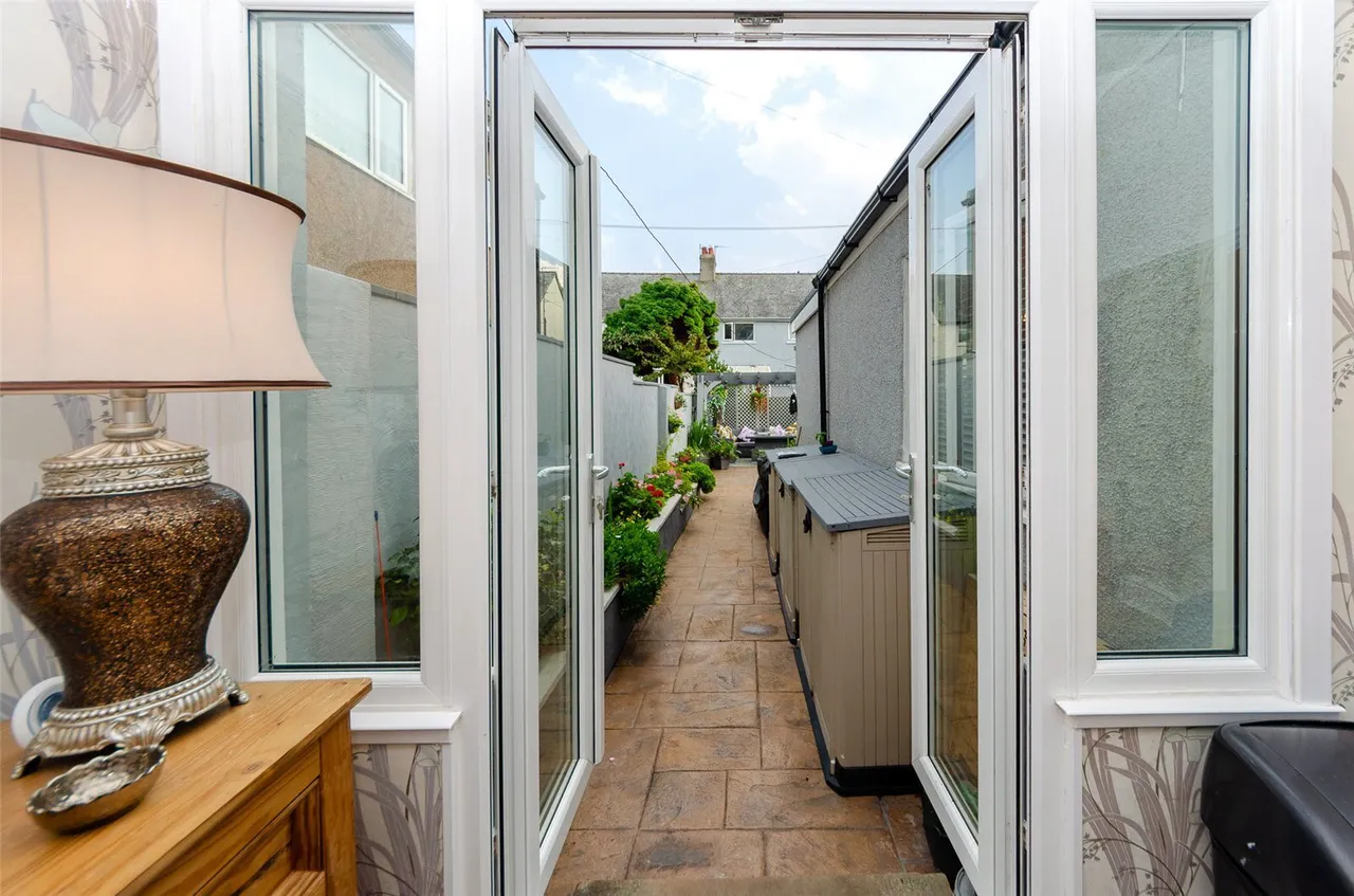 Mostyn Avenue, Llandudno, LL30, photo 11