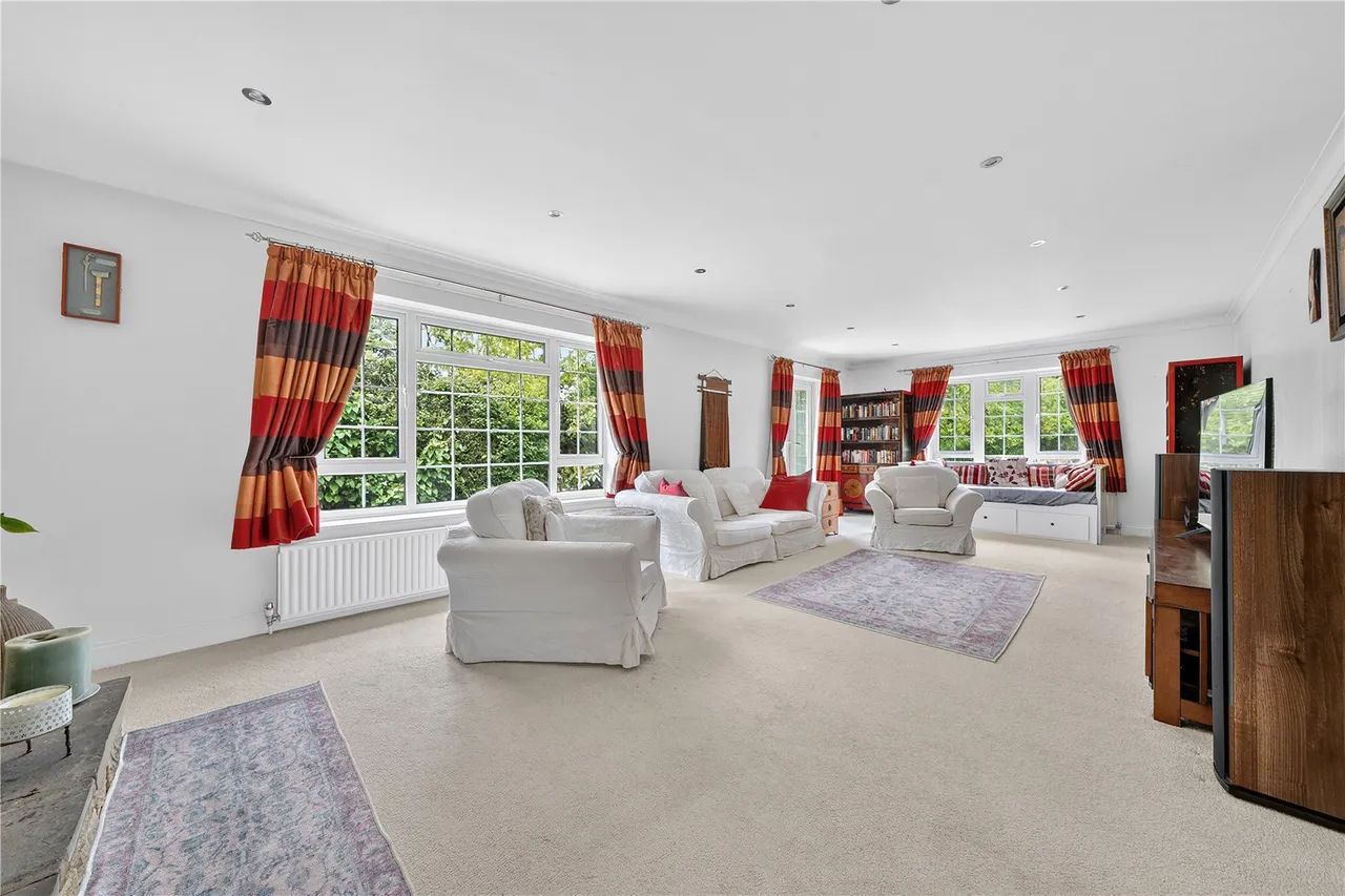 Bisley Green, Bisley, GU24, photo 4