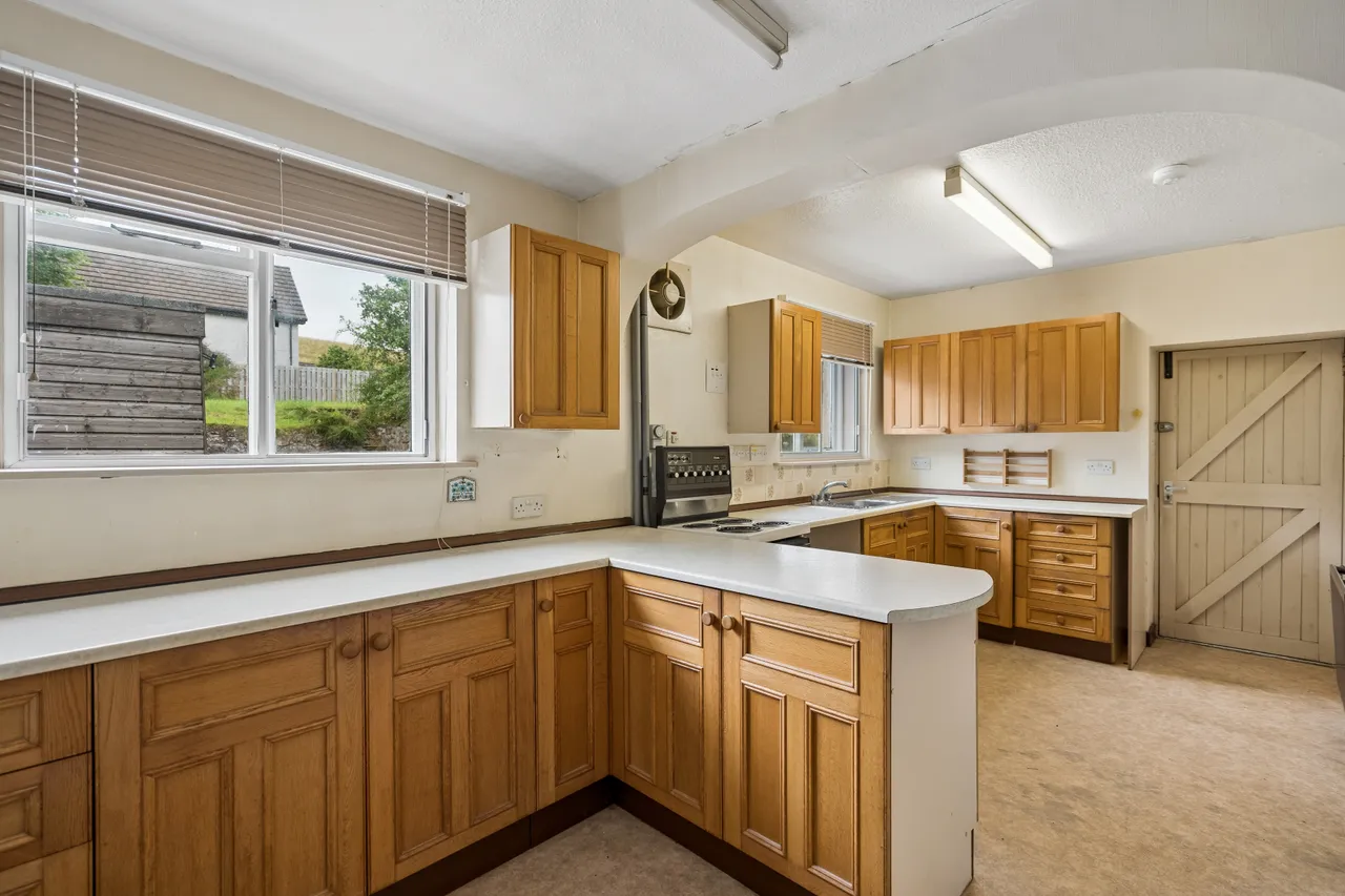 Allanside Main Street, Kinbuck, FK15, photo 7