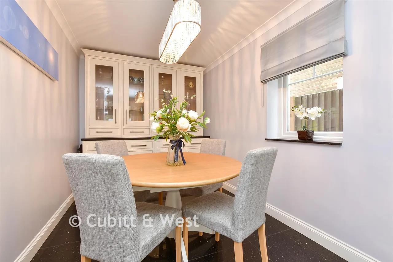 Greenacres, Lower Kingswood, KT20, photo 8