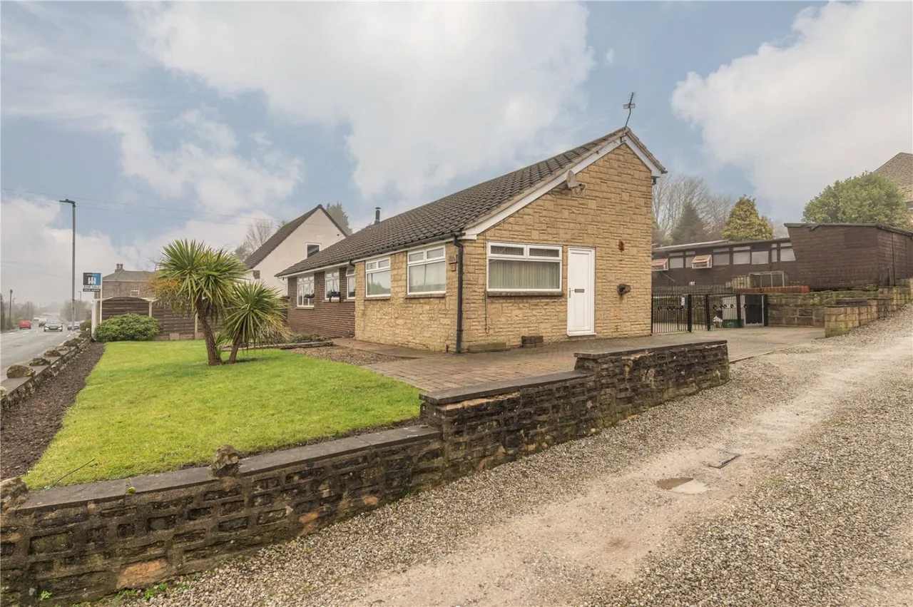 White Lee Road, Batley, WF17, photo 5