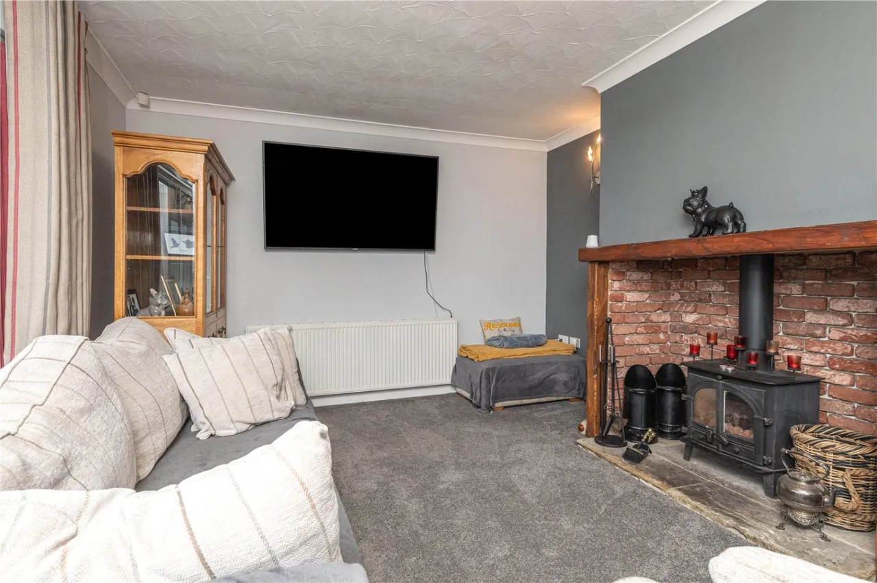 White Lee Road, Batley, WF17, photo 22