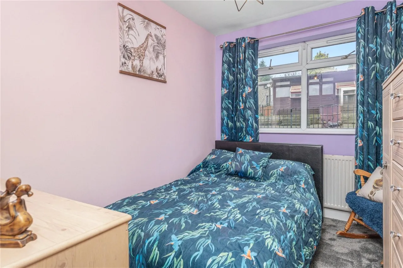 White Lee Road, Batley, WF17, photo 17