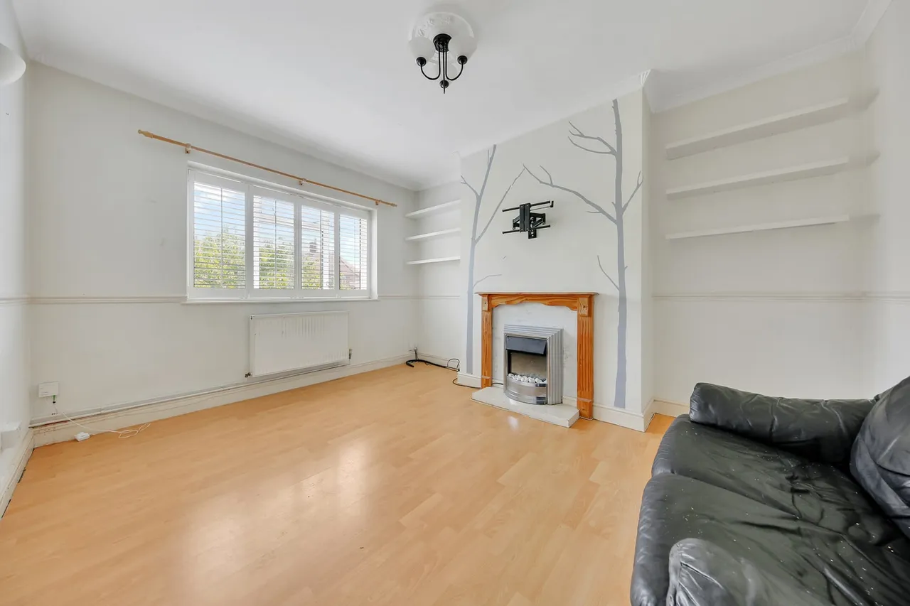 161 Gavestone Road, Greenwich, London, SE12 9BH, photo 4