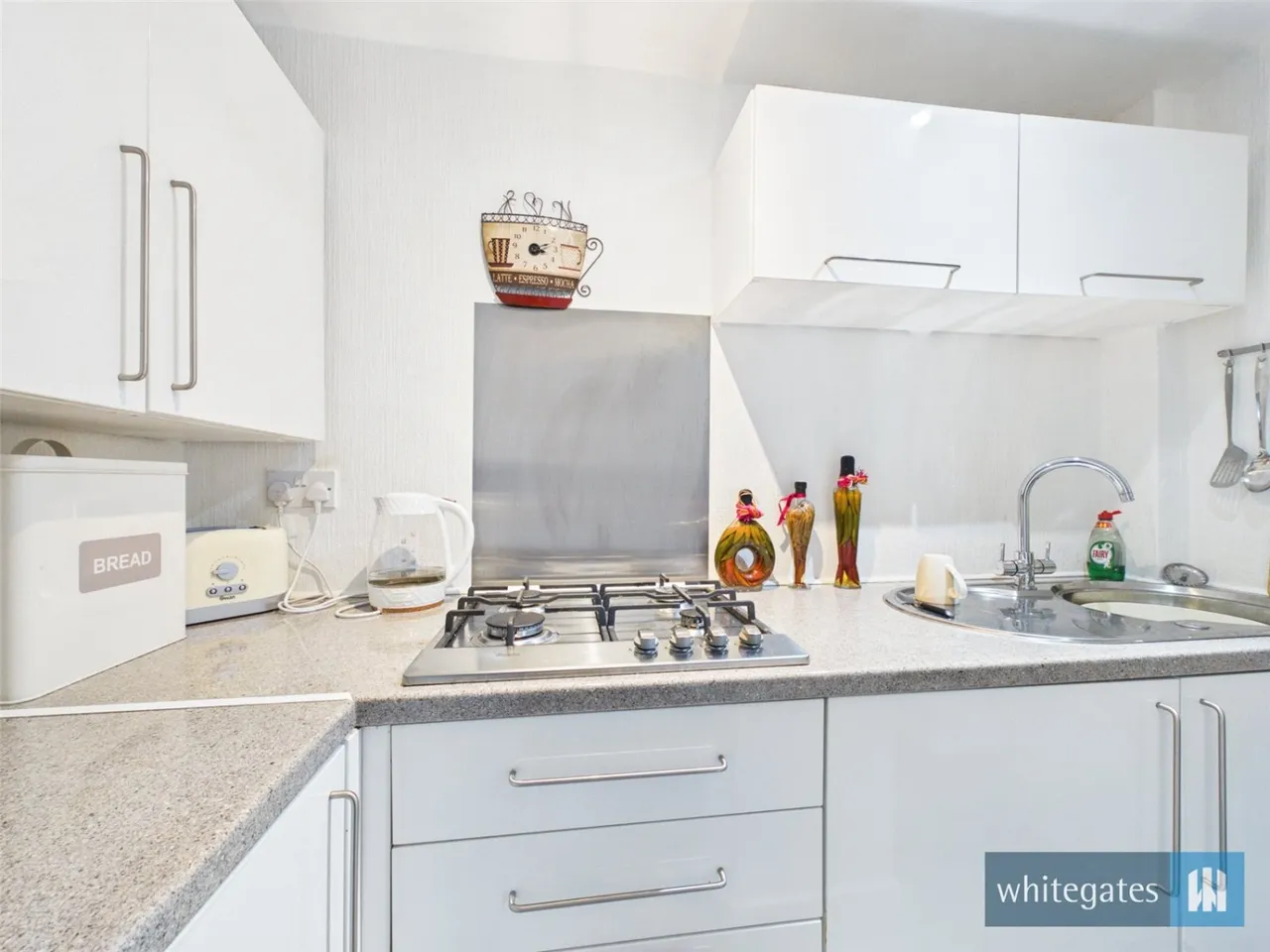Vignola Terrace, Clayton, BD14, photo 3