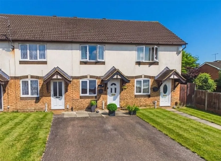 2 bed house for sale — St. Bernards Court, Kettering, Northamptonshire, NN15