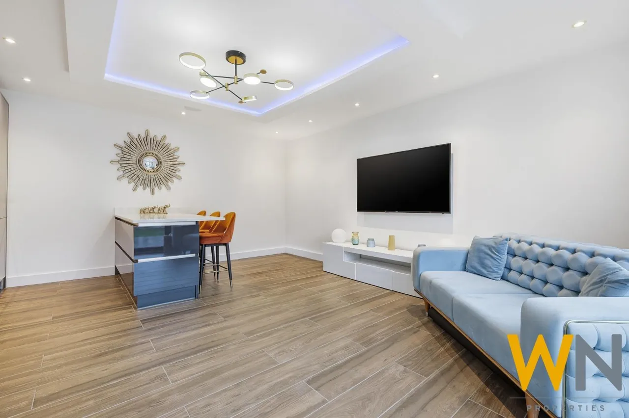 Alexander Lane, Shenfield, CM15, photo 21