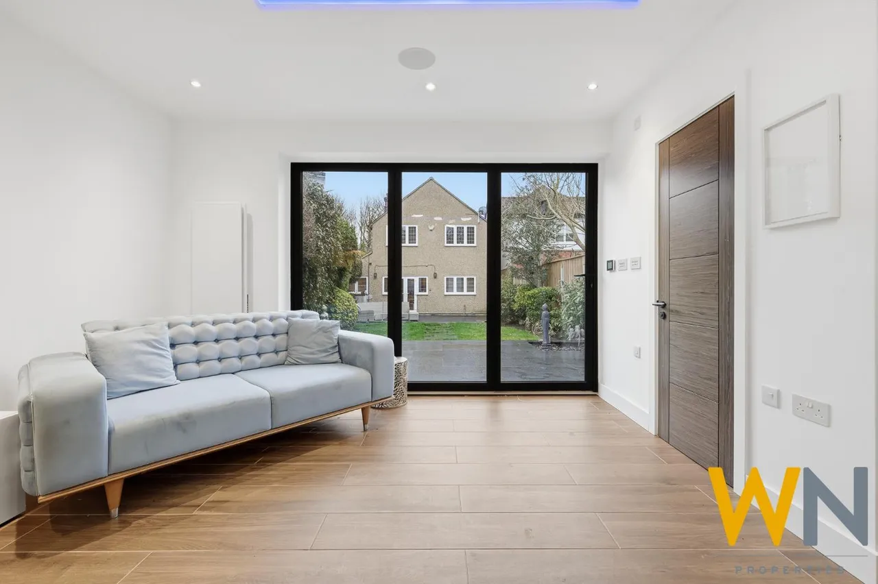 Alexander Lane, Shenfield, CM15, photo 23