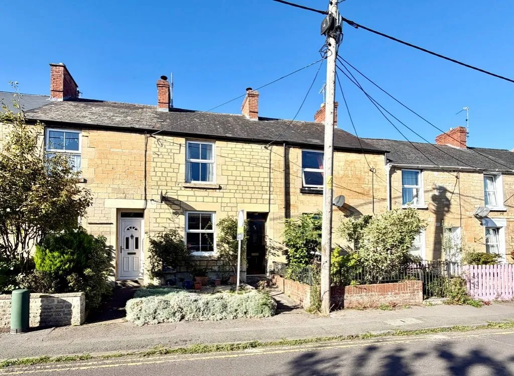 3 bed house for sale, Shelburne Road, Calne