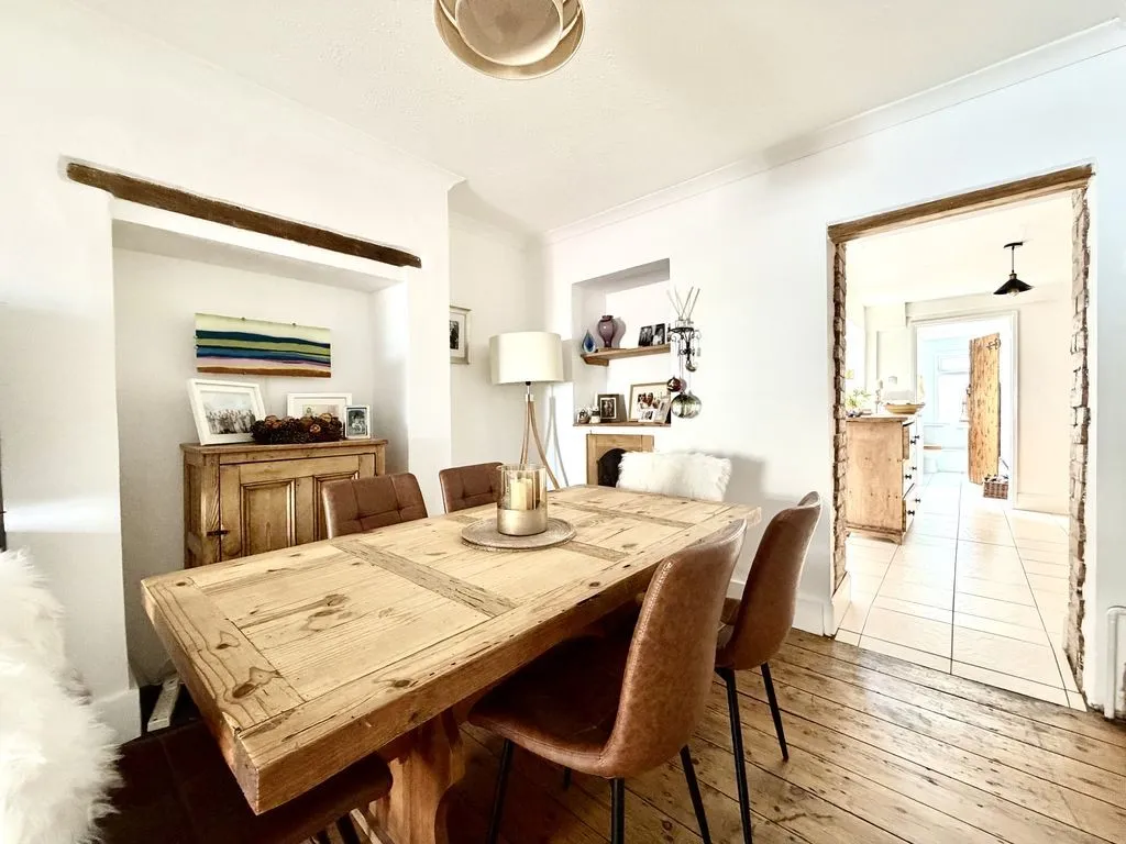 Shelburne Road, Calne, photo 9