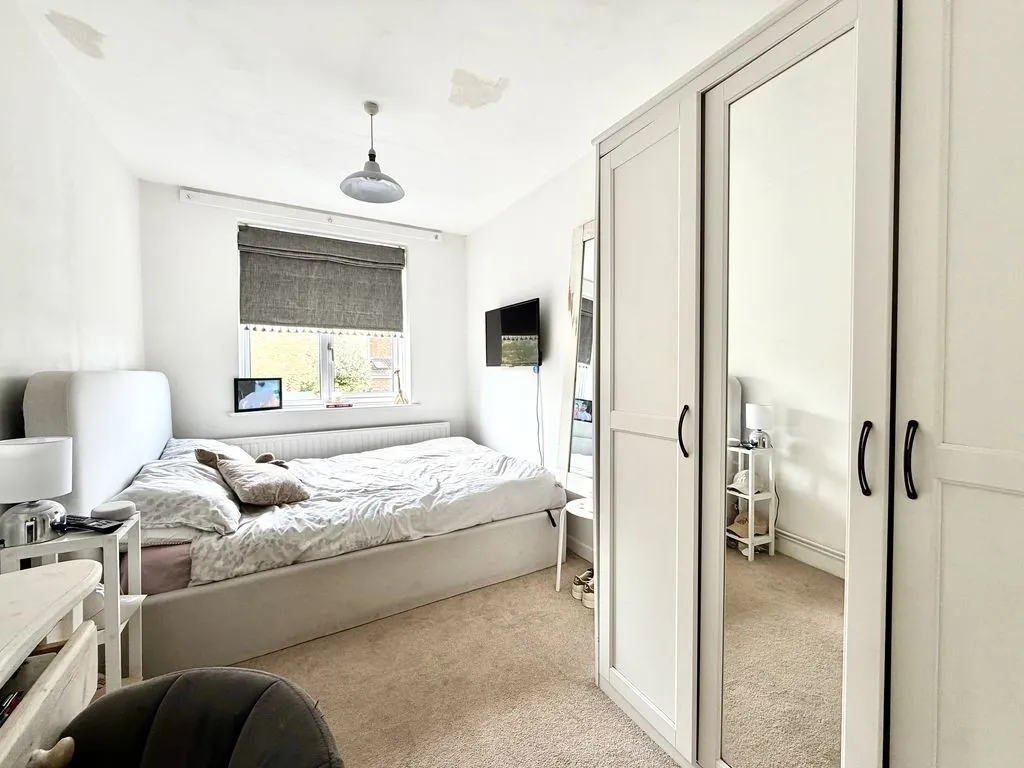 Shelburne Road, Calne, photo 13