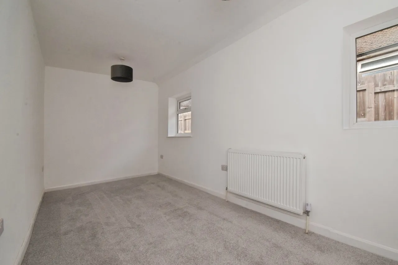 Moorgate Avenue, Birstall, LE4, photo 16