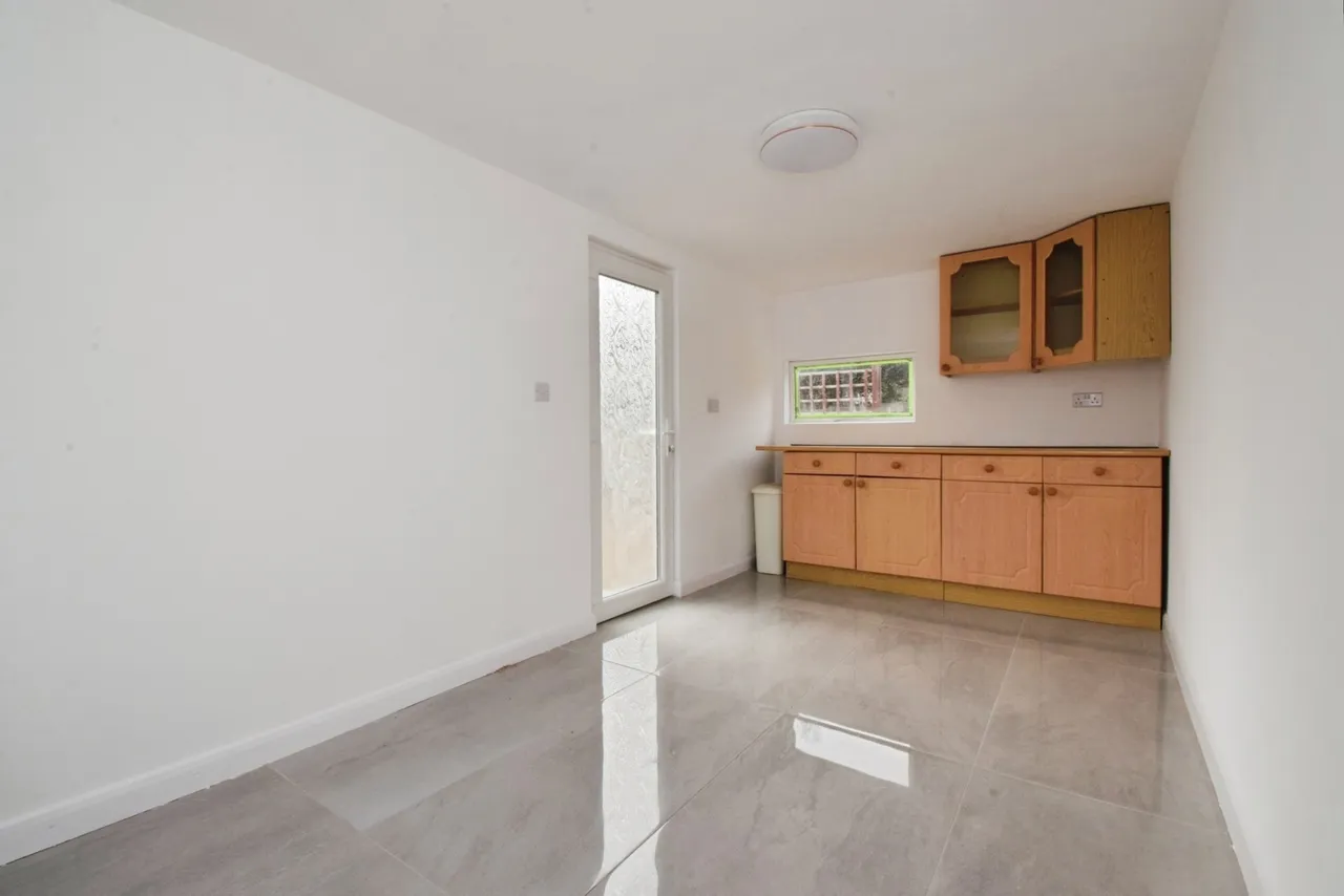 Moorgate Avenue, Birstall, LE4, photo 9