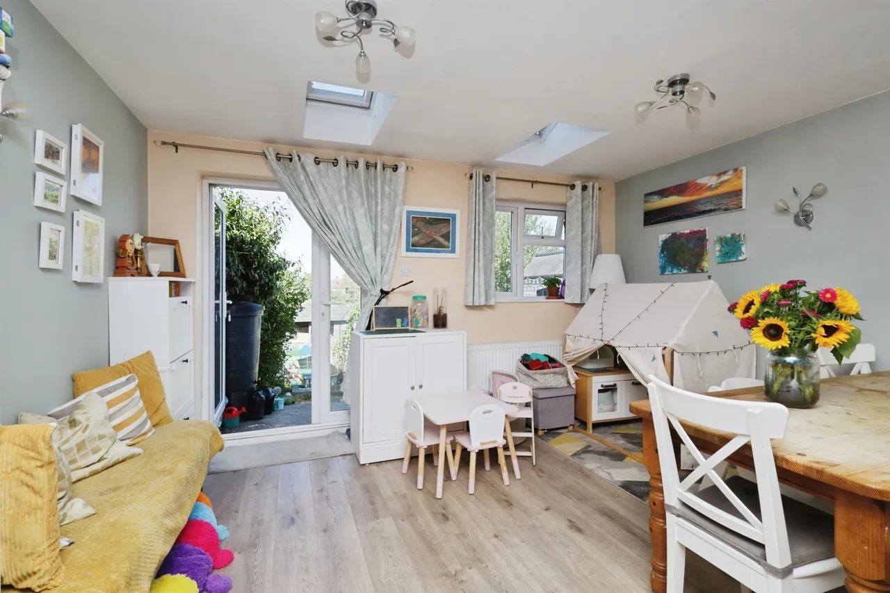 Quinnell Drive, Hailsham, BN27, photo 8