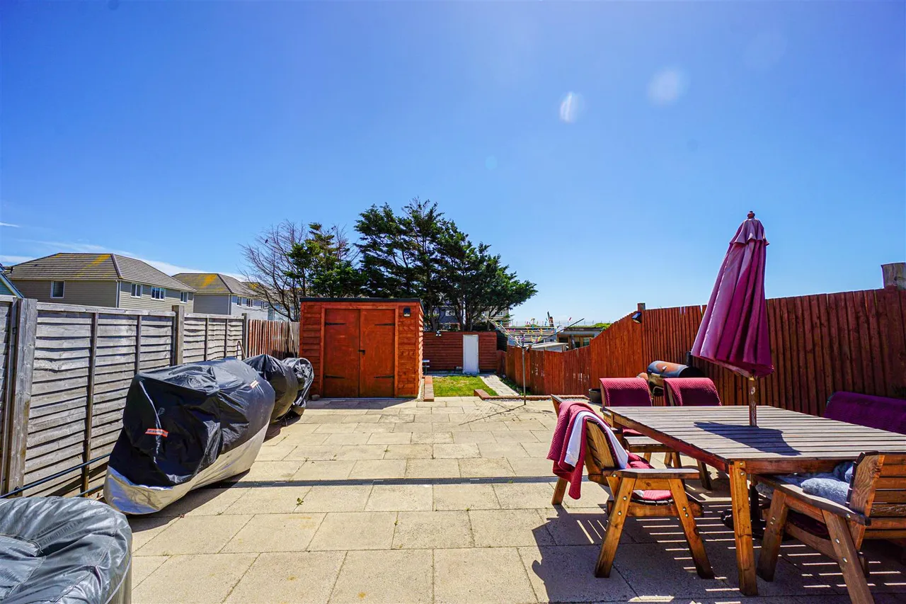 Bexhill Road, St. Leonards-On-Sea, photo 13
