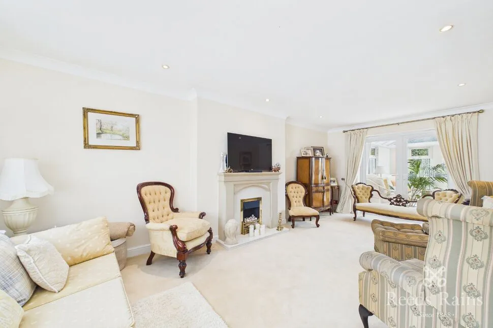 Haldon Way, Worksop, Nottinghamshire, S81, photo 3