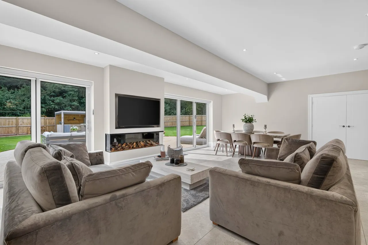 New Road, Firbeck, S81, photo 12