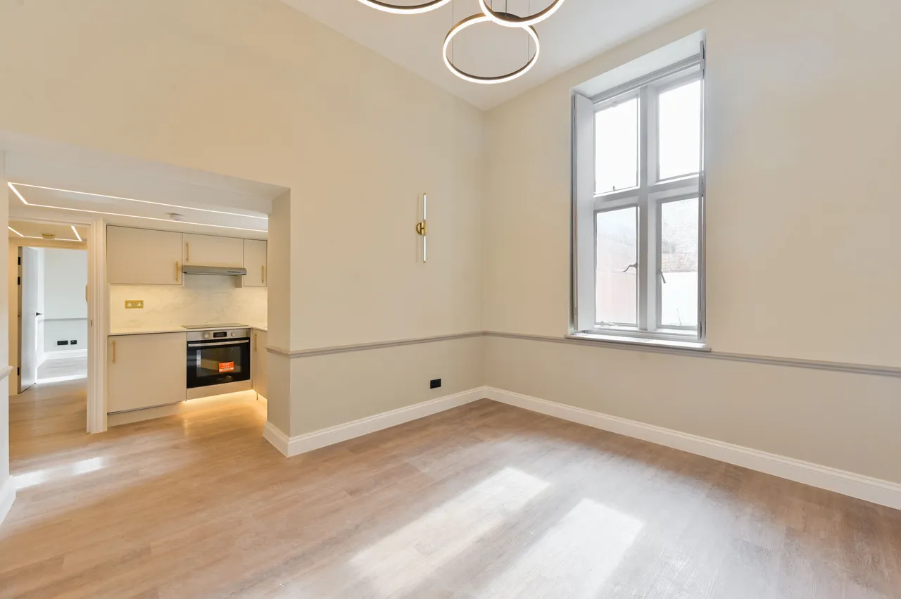1 bed flat for sale — 11 Belgrave House, 1-7 Clapham Road, London