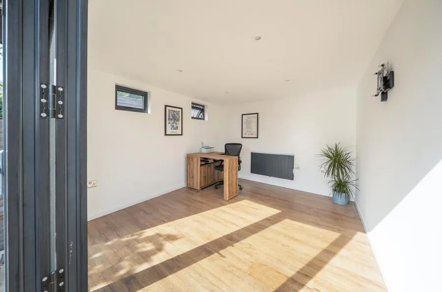 Laburnham Road, Maidenhead, SL6, photo 28