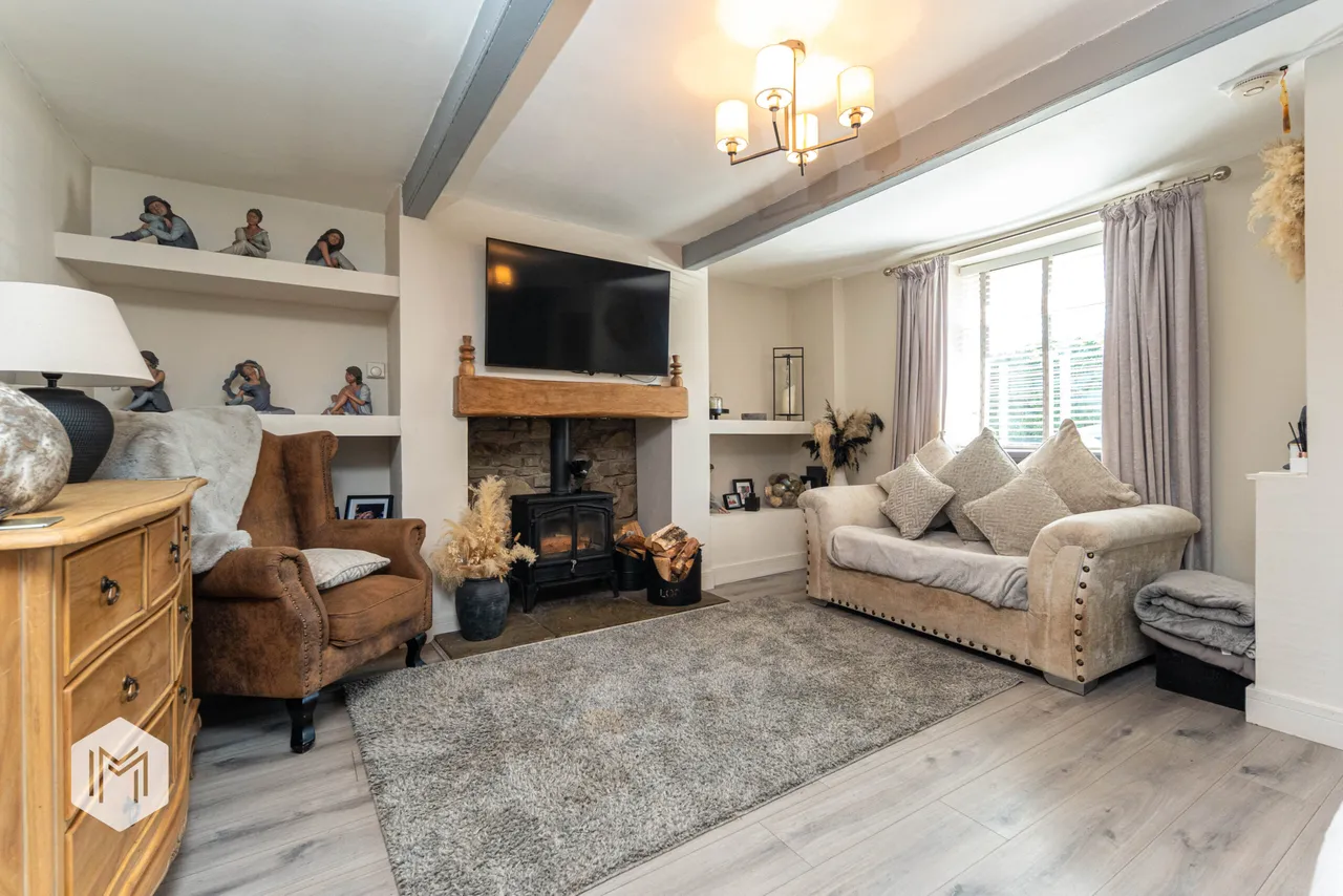 Brookfold Lane, Bolton, BL2 4DZ, photo 2