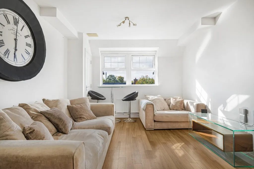 Wells View Drive, Bromley, photo 5