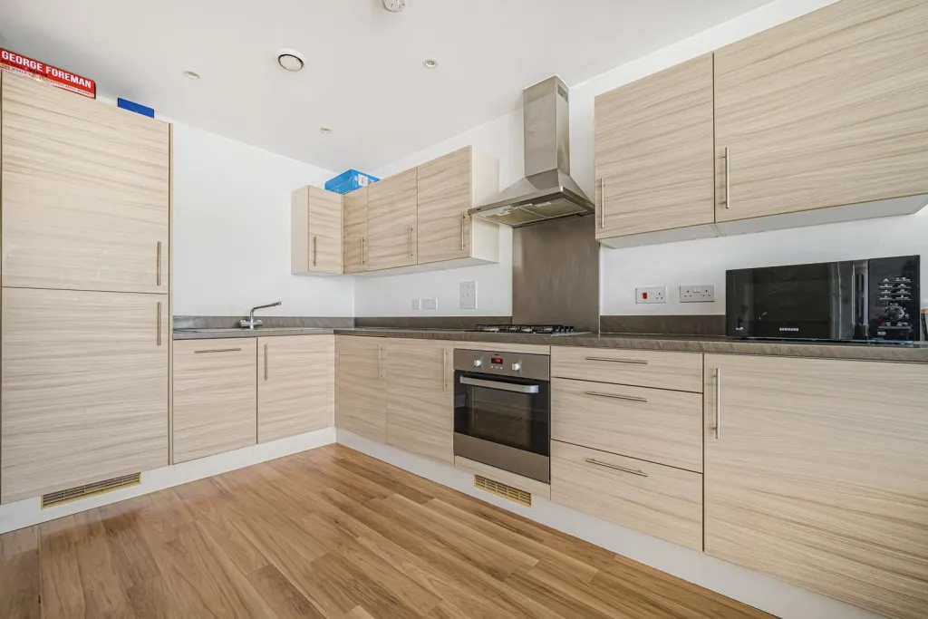 Wells View Drive, Bromley, photo 2