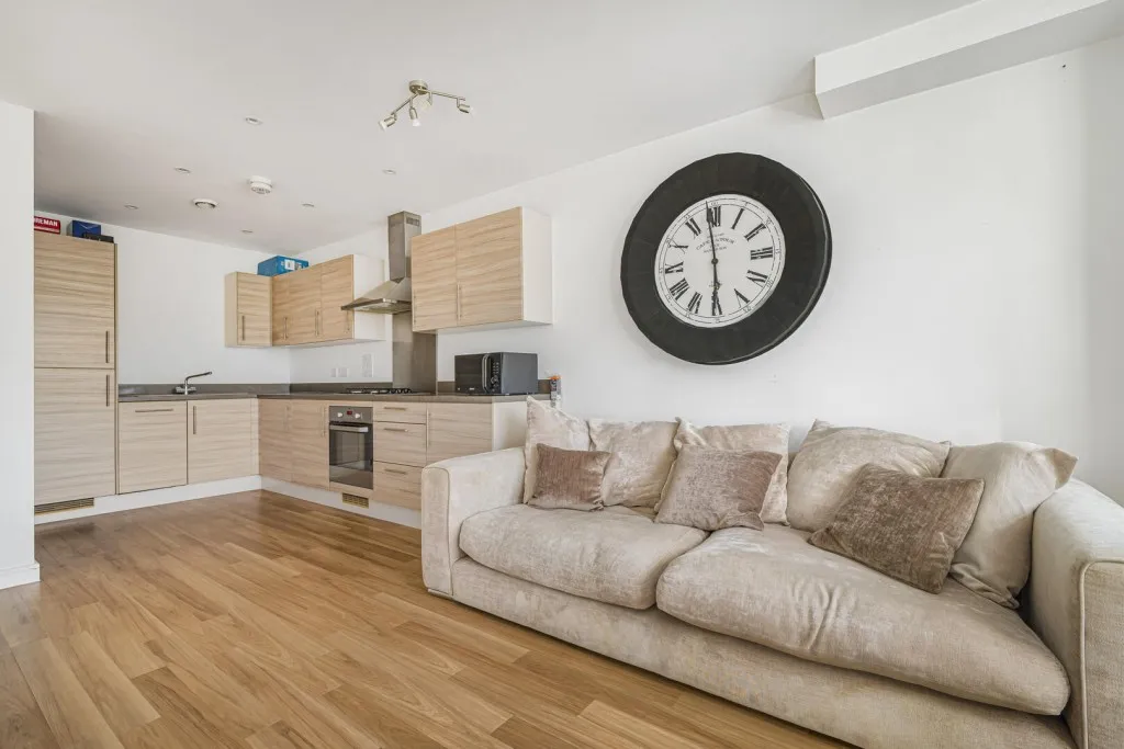 Wells View Drive, Bromley, photo 6