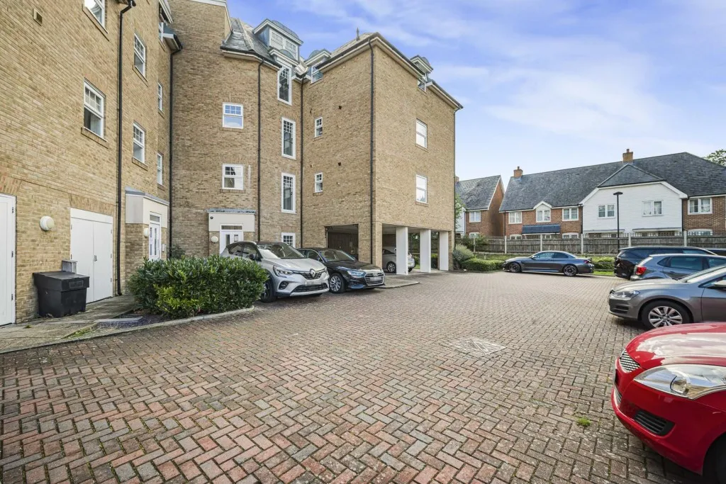 Wells View Drive, Bromley, photo 14