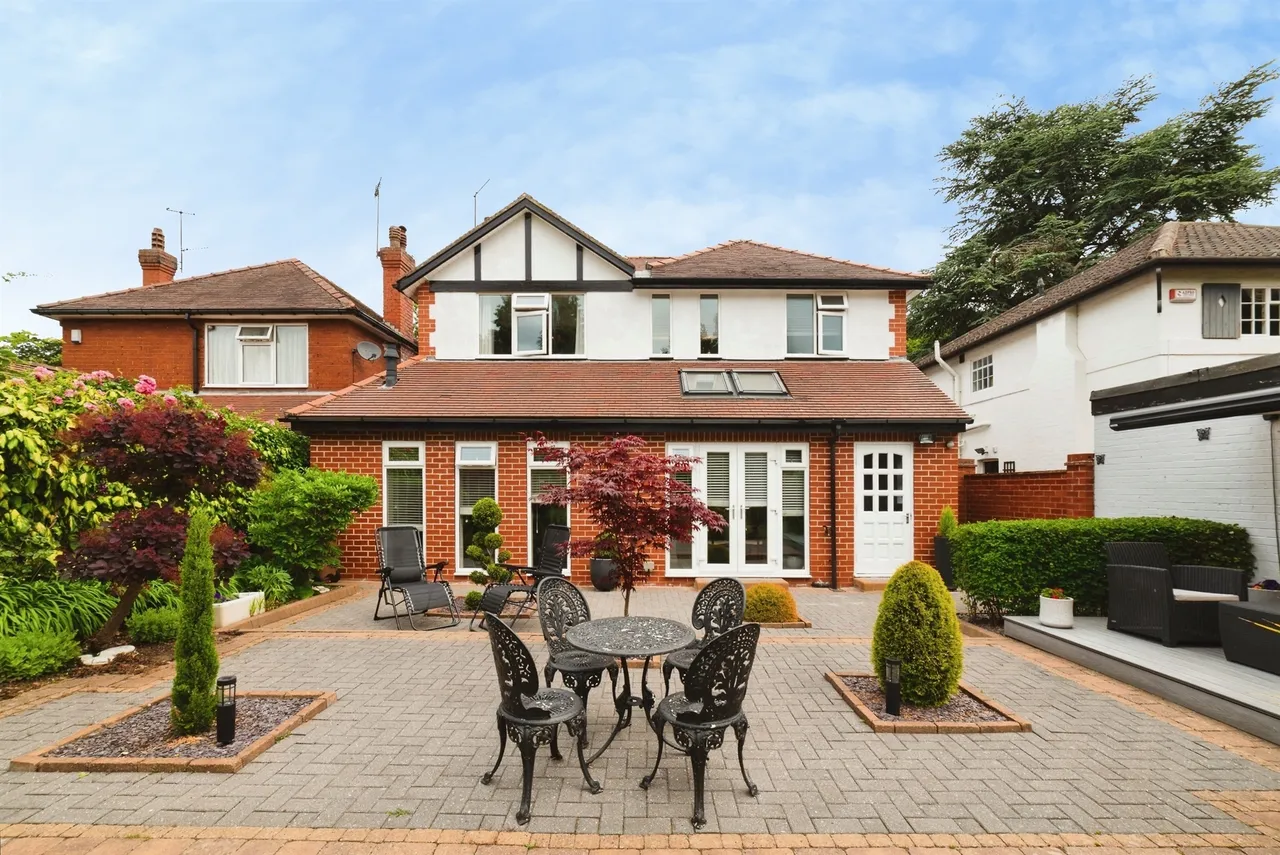Beverley Road, Kirk Ella, HU10, photo 17