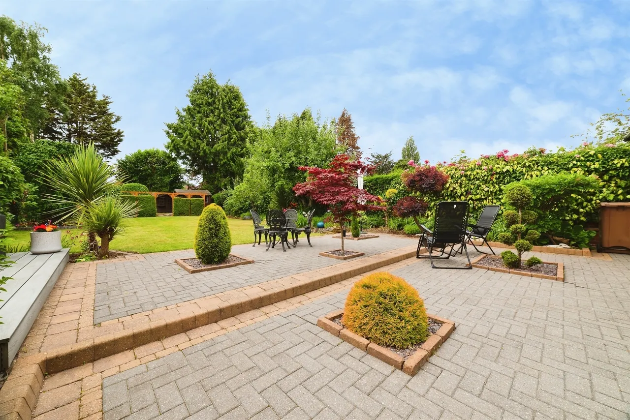 Beverley Road, Kirk Ella, HU10, photo 19