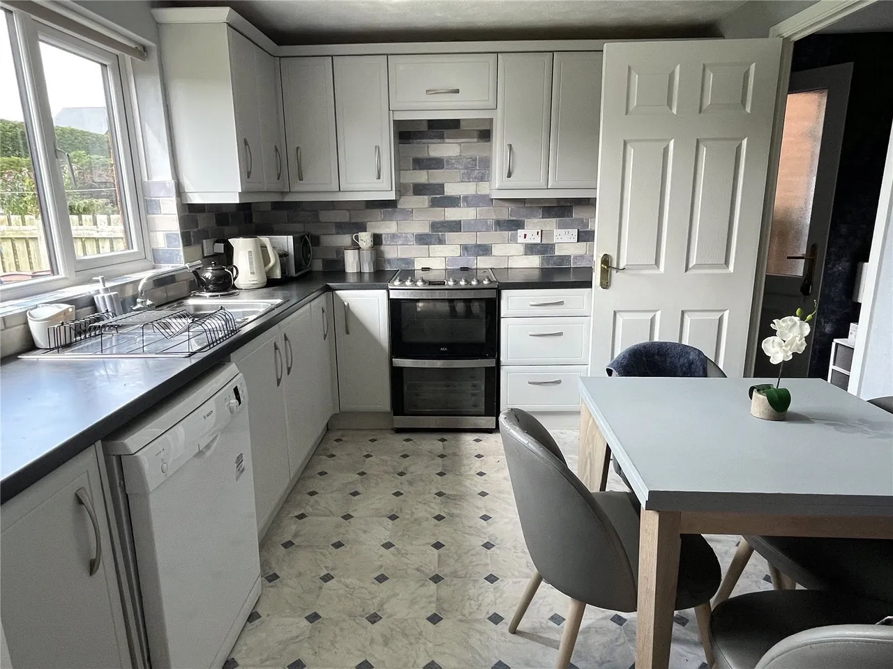 St. Lawrence Close, High Pittington, Durham, DH6, photo 3