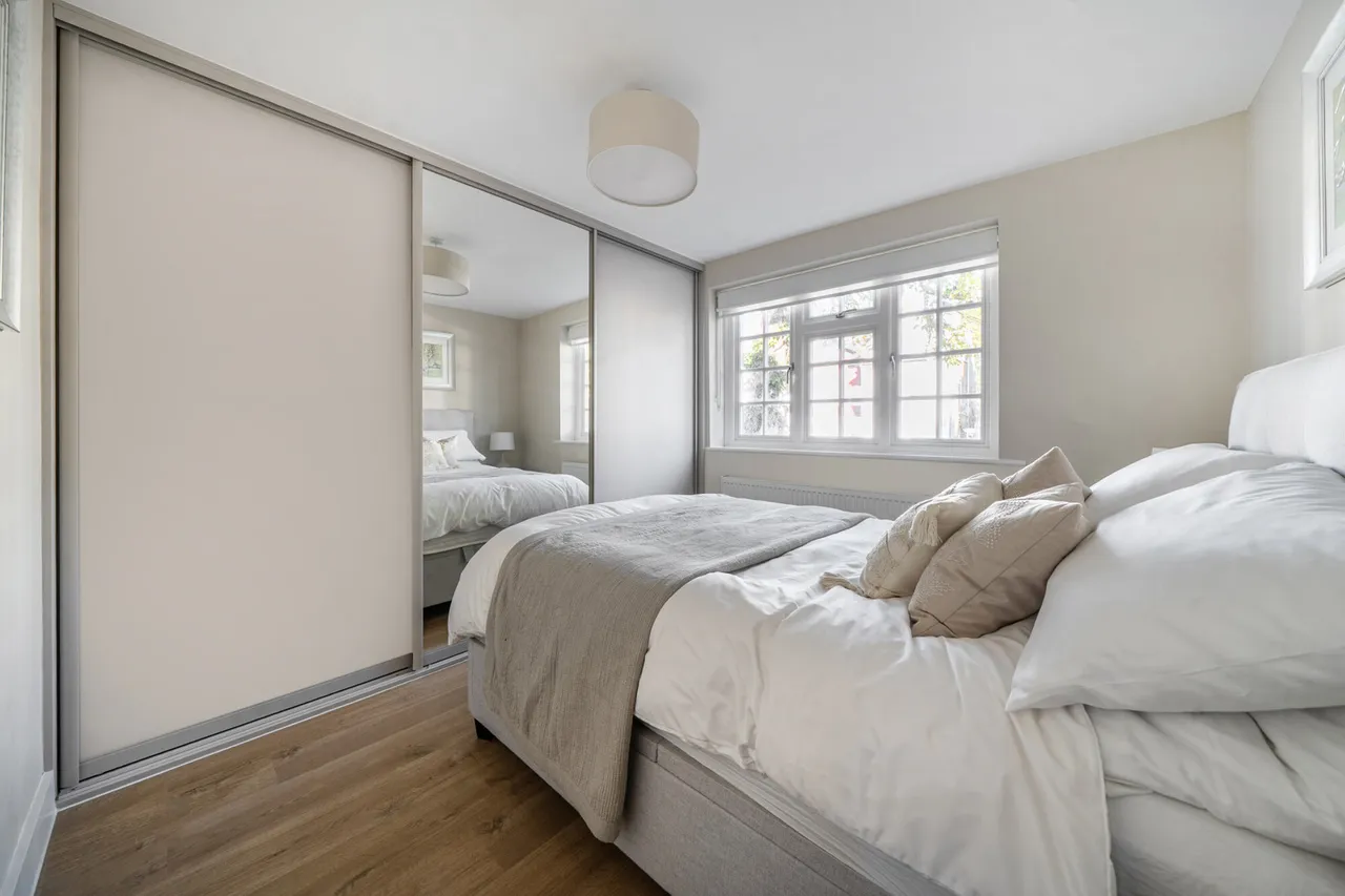 Madeley Road, London, W5, photo 11