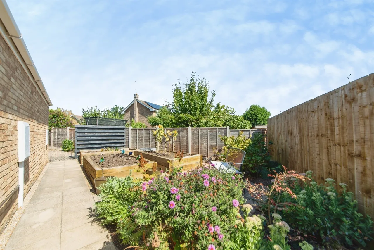 Torfrida Drive, Bourne, PE10, photo 17