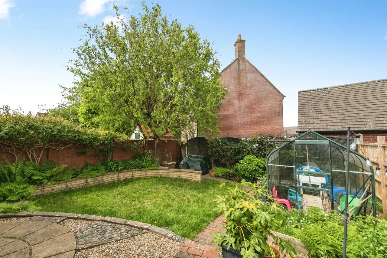 Heals Field, Axminster, EX13, photo 16