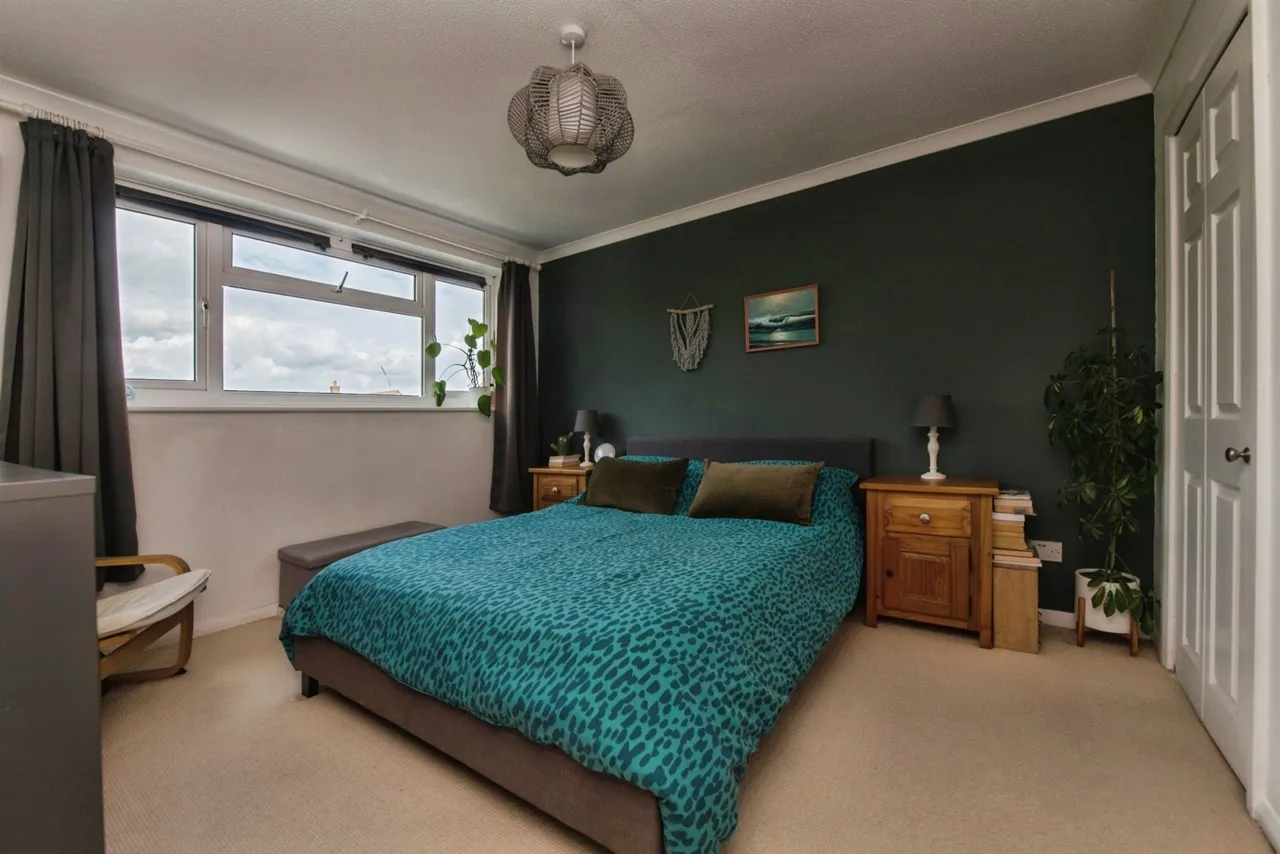Heals Field, Axminster, EX13, photo 12
