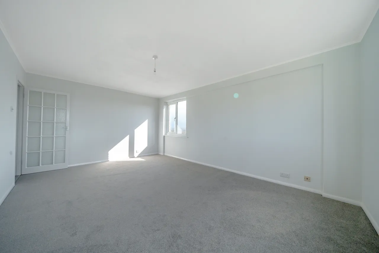 Gower Road, Haywards Heath, RH16, photo 4