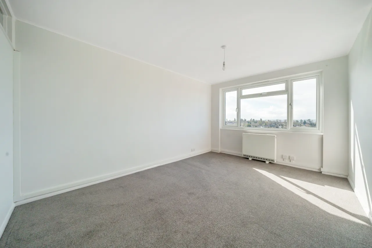 Gower Road, Haywards Heath, RH16, photo 5