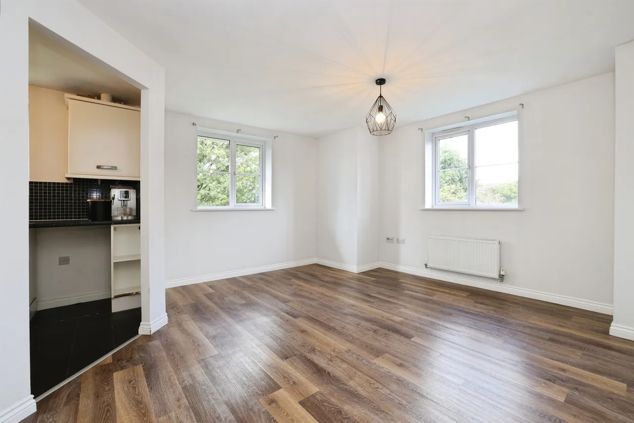 Anzio Road, Devizes, SN10, photo 4