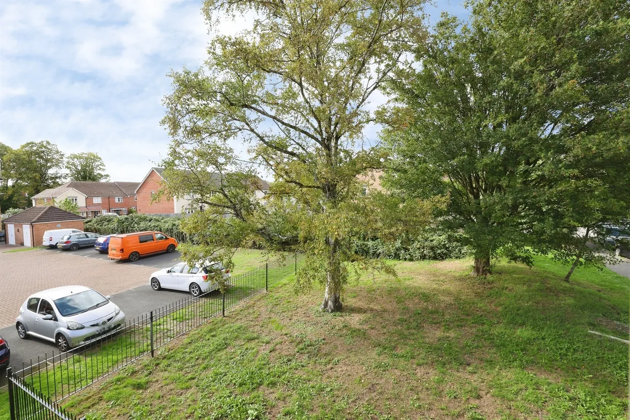 Anzio Road, Devizes, SN10, photo 13
