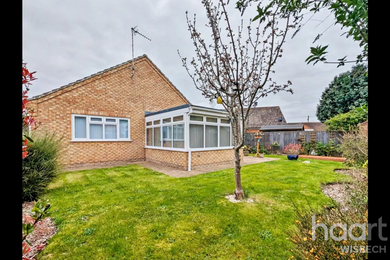 Swan Gardens, Parson Drove, PE13, photo 17